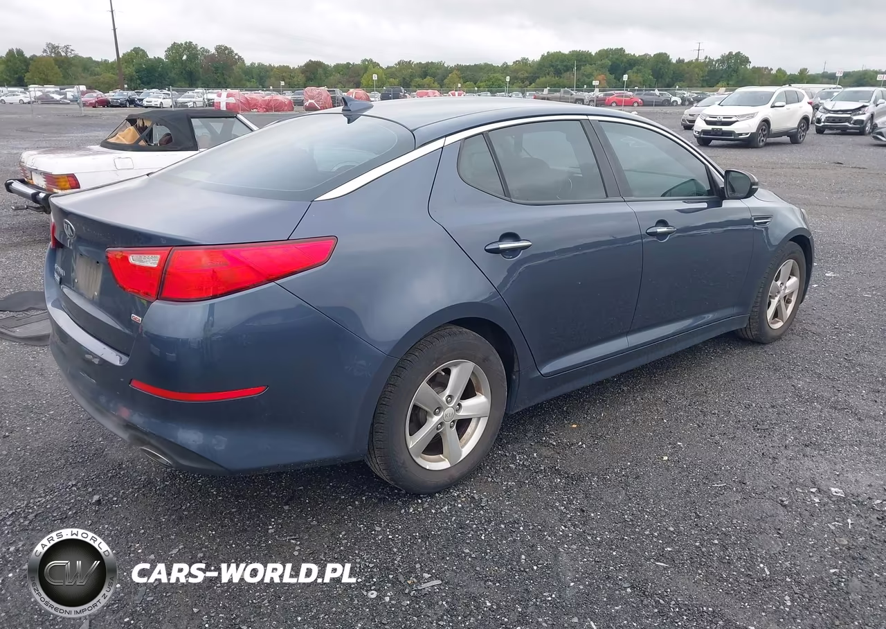2015 Kia Optima Lx VIN:5XXGM4A75FG472594 - 4