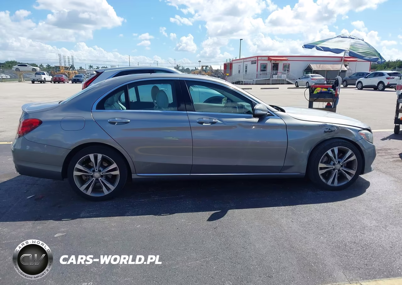 2015 Mercedes-Benz C-Class C 300 VIN:55SWF4JB8FU059418 - 13