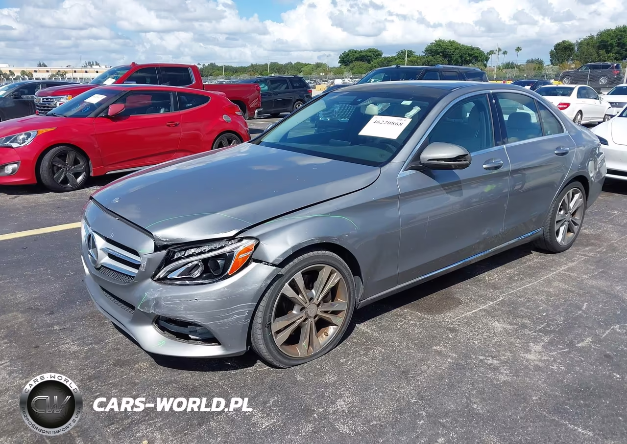 2015 Mercedes-Benz C-Class C 300 VIN:55SWF4JB8FU059418 - 2