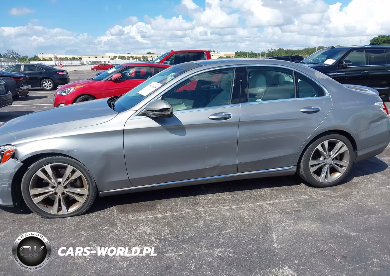 2015 Mercedes-Benz C-Class C 300 VIN:55SWF4JB8FU059418 - 6