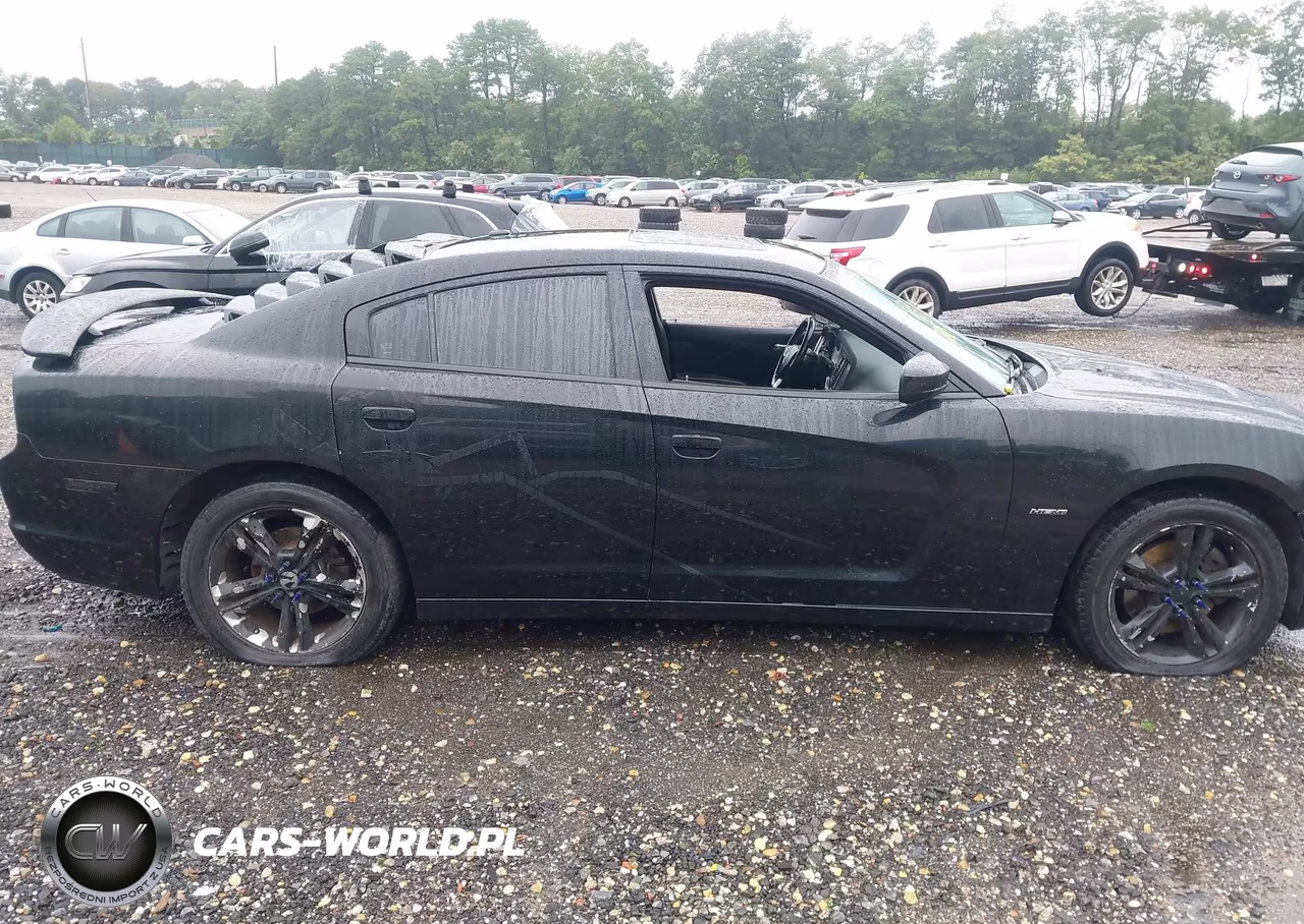 2011 Dodge Charger R-T VIN:2B3CM5CT2BH611233 - 13