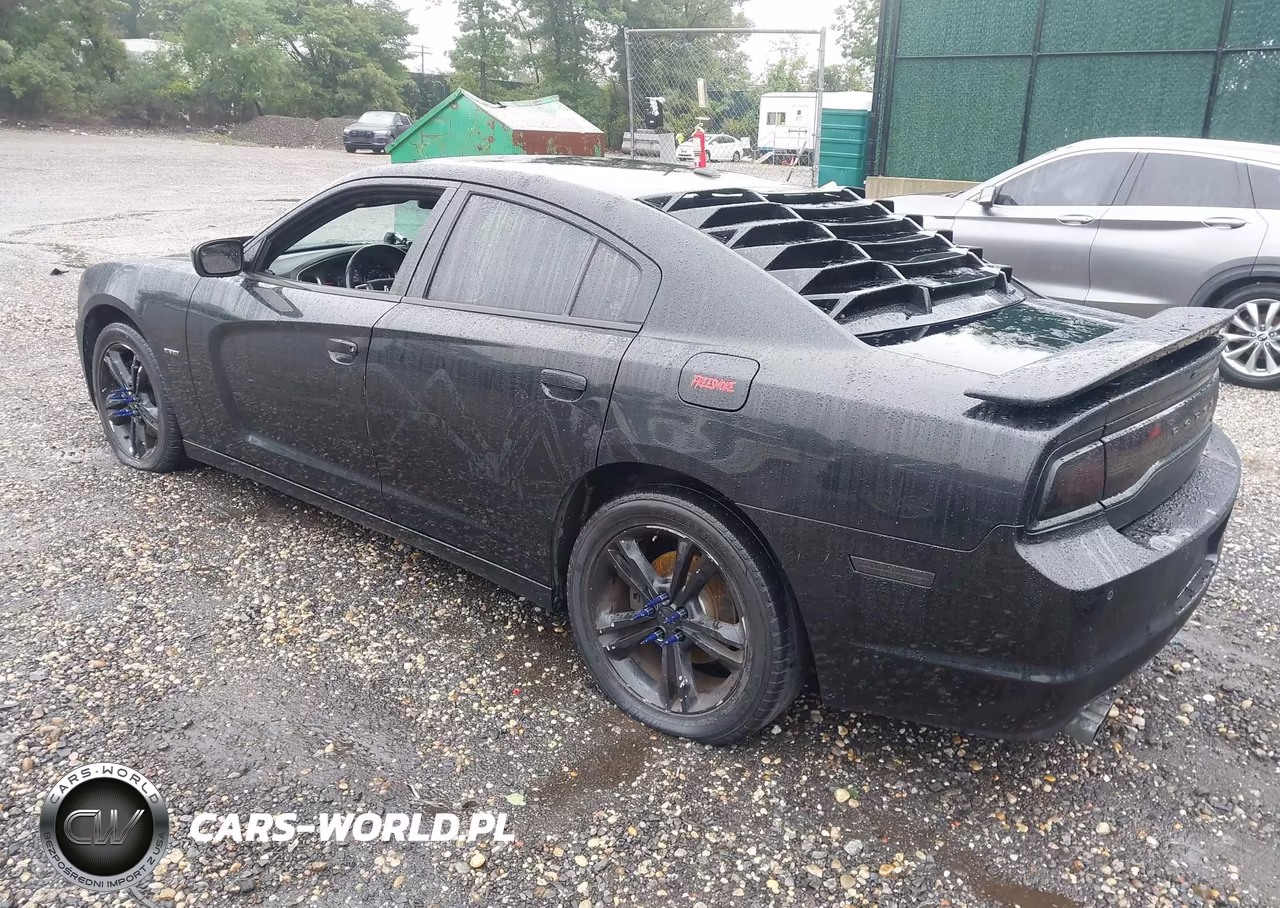 2011 Dodge Charger R-T VIN:2B3CM5CT2BH611233 - 3