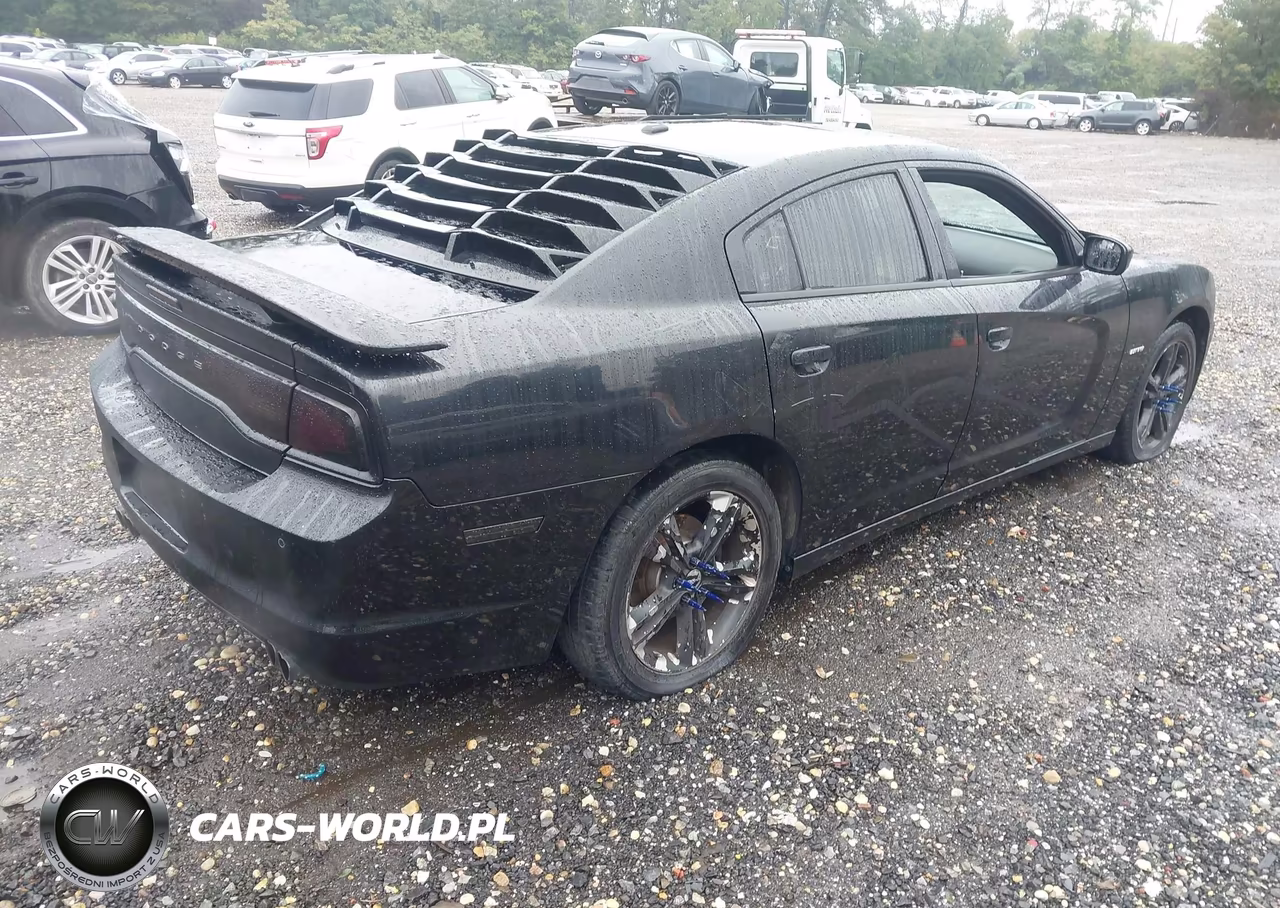 2011 Dodge Charger R-T VIN:2B3CM5CT2BH611233 - 4