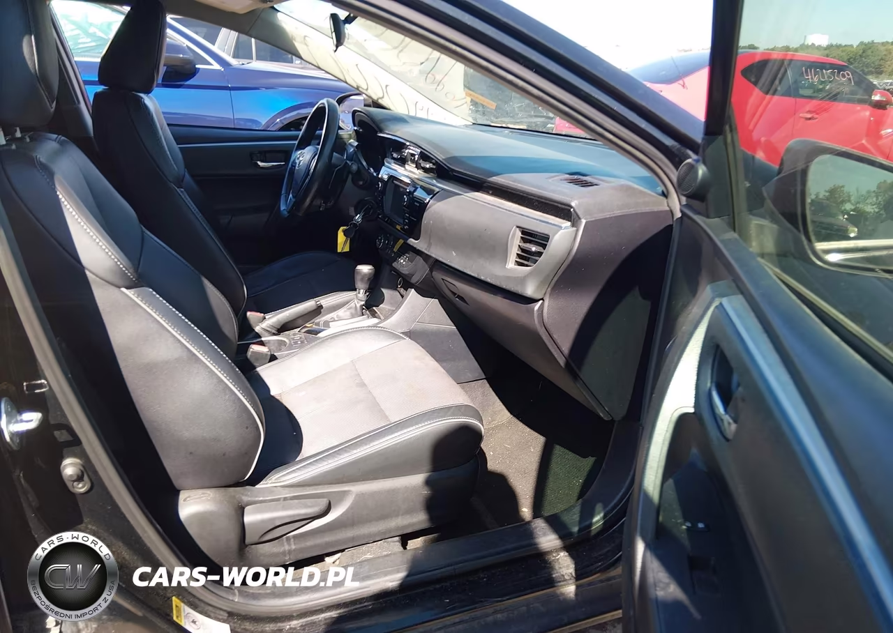 2015 Toyota Corolla S Plus VIN:2T1BURHE8FC405927 - 5