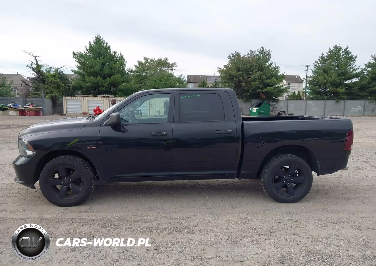 2015 Ram 1500 Express VIN:3C6RR7KT9FG676455 - 14