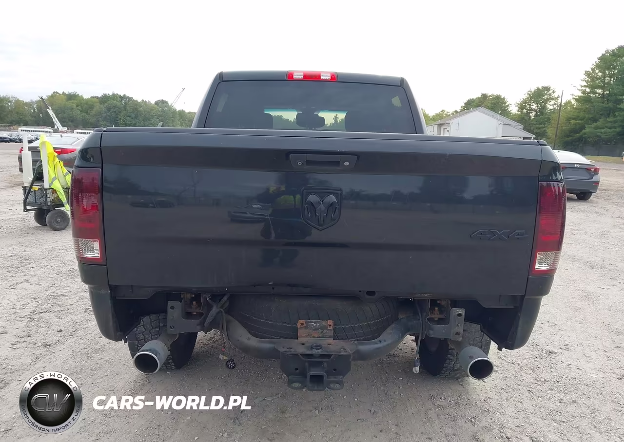 2015 Ram 1500 Express VIN:3C6RR7KT9FG676455 - 16
