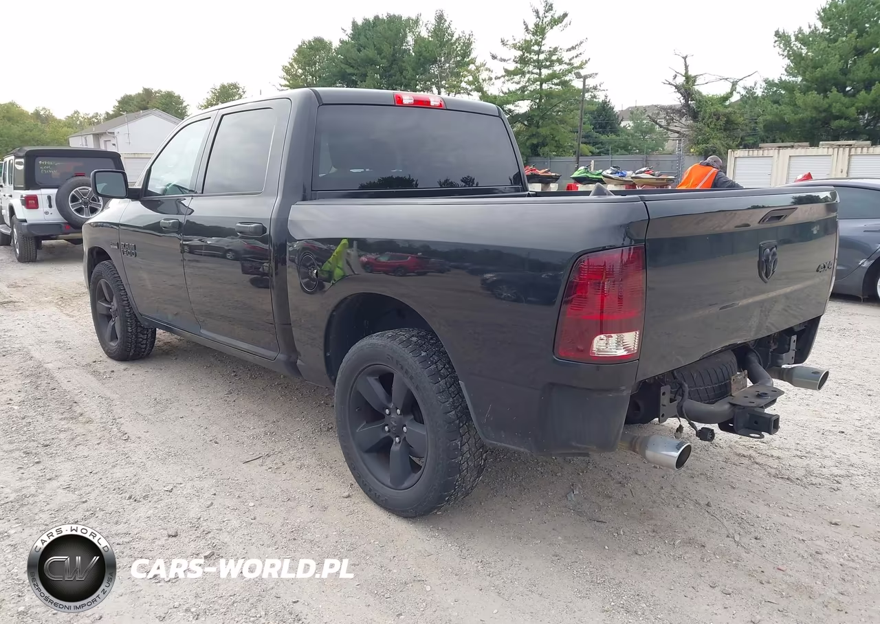 2015 Ram 1500 Express VIN:3C6RR7KT9FG676455 - 3