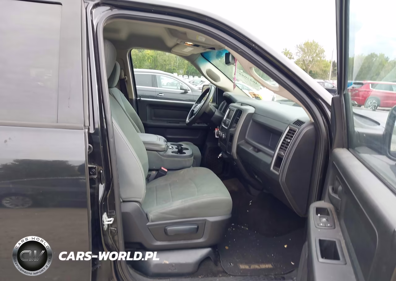 2015 Ram 1500 Express VIN:3C6RR7KT9FG676455 - 5