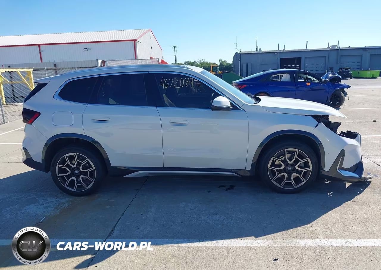 2025 BMW X1 xDrive28I VIN:WBX73EF04S5138675 - 13