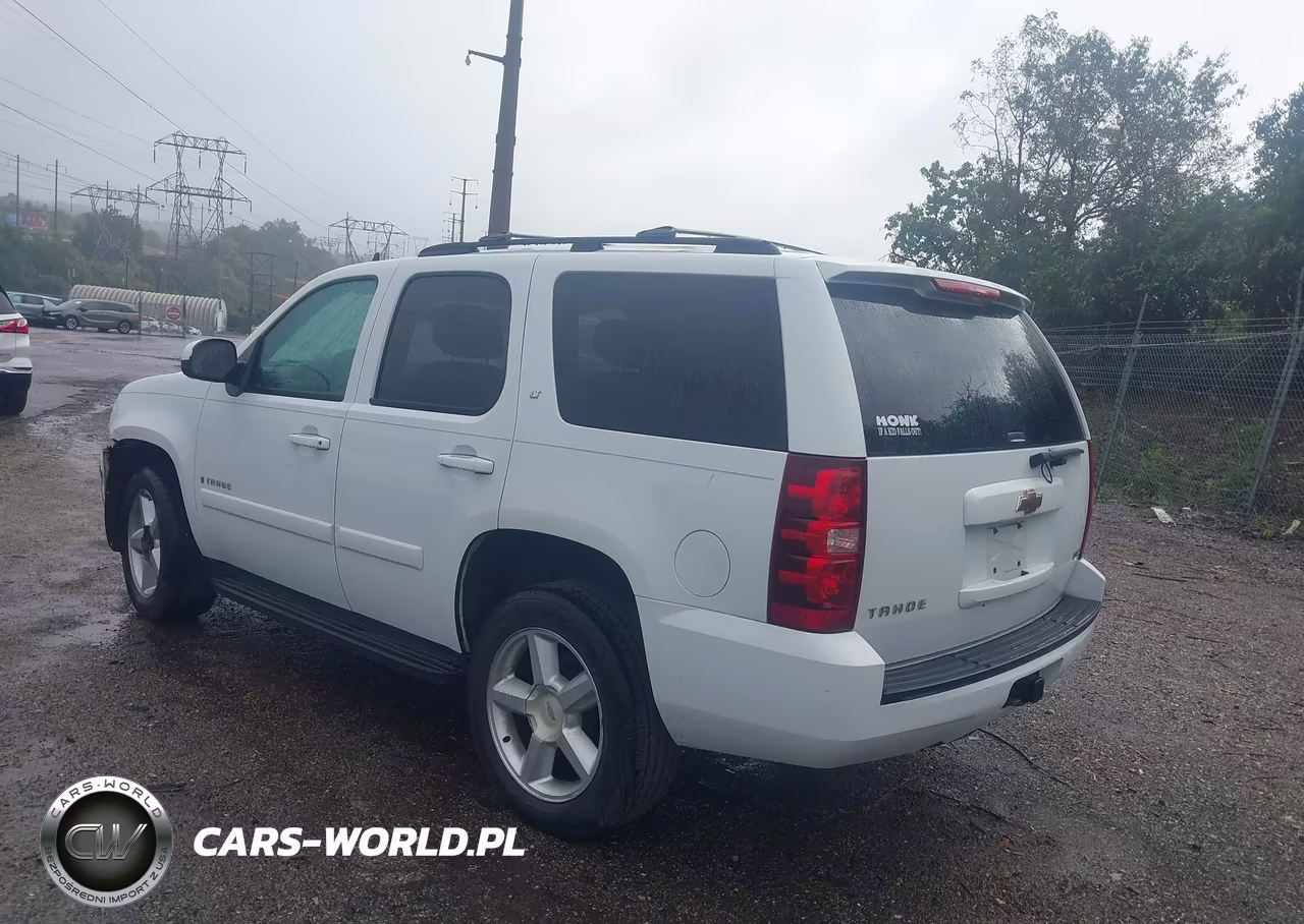 2008 Chevrolet Tahoe Lt VIN:1GNFK13058J135591 - 3