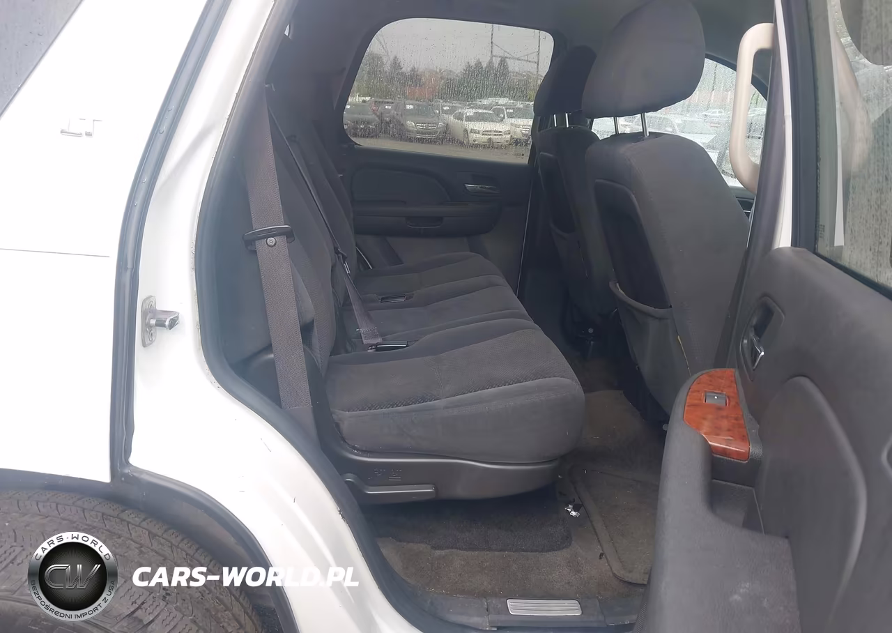 2008 Chevrolet Tahoe Lt VIN:1GNFK13058J135591 - 8