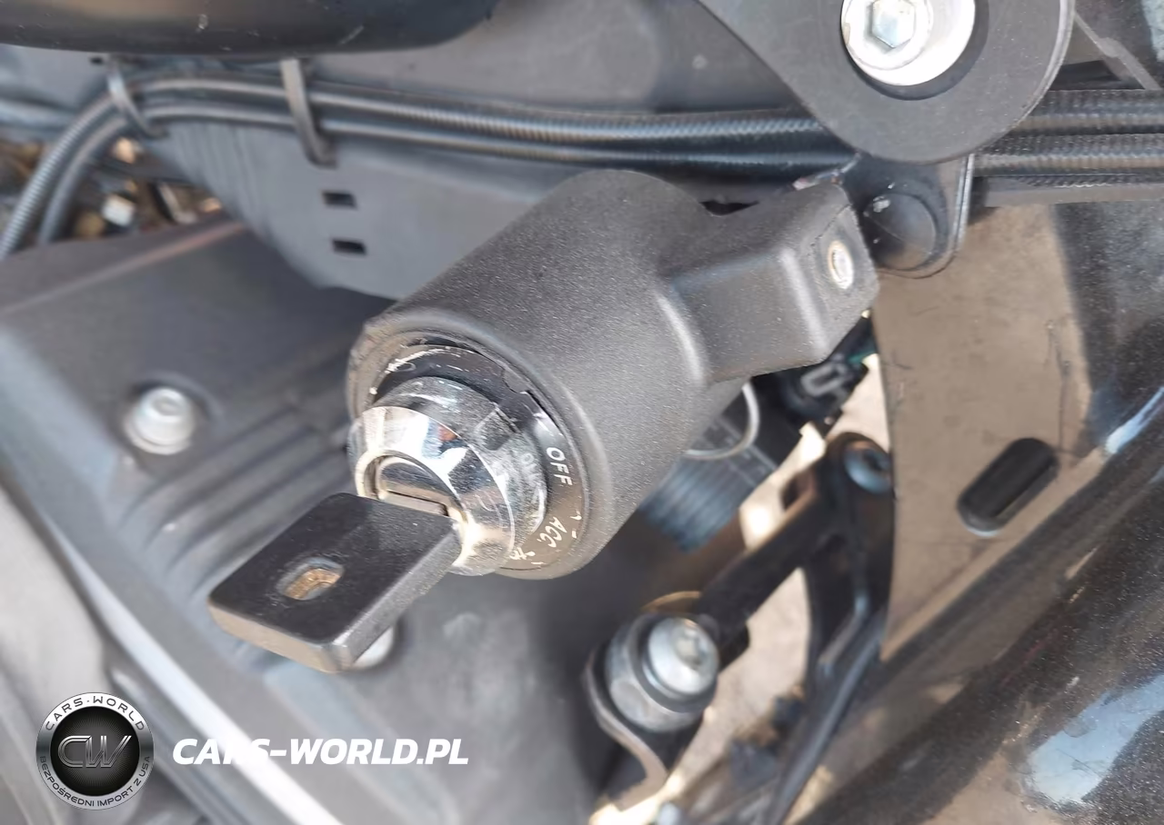 2014 Harley-Davidson Xl883 Iron 883 VIN:1HD4LE211EC445931 - 11