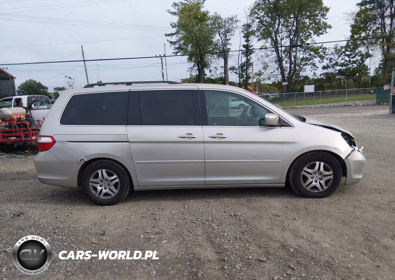 2006 Honda Odyssey Touring VIN:5FNRL38806B026831 - 13