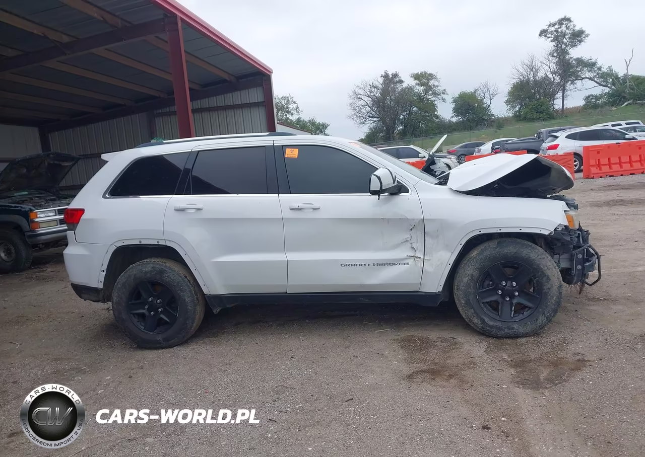 2016 Jeep Grand Cherokee Laredo VIN:1C4RJEAG5GC360791 - 13