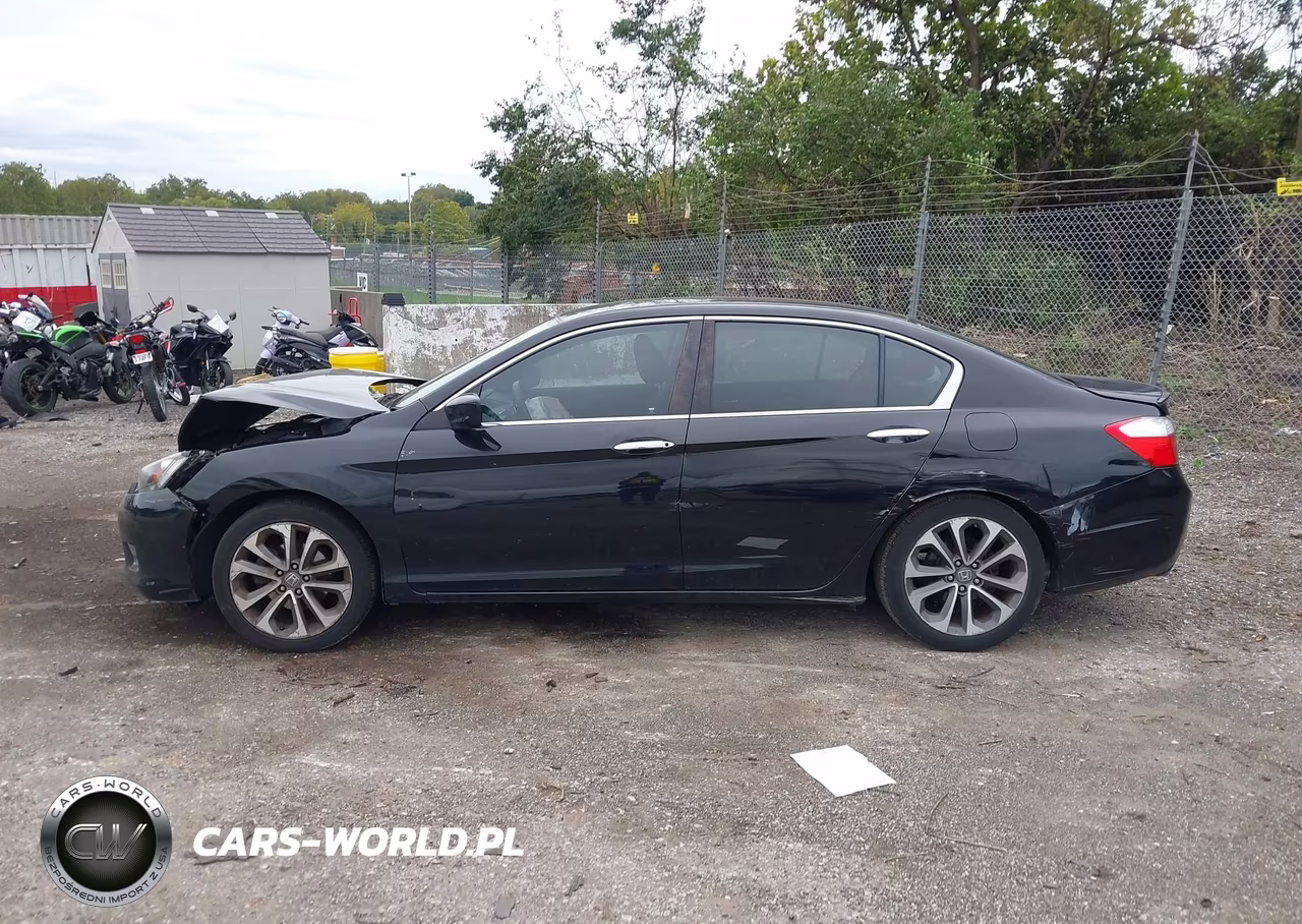2015 Honda Accord Sport VIN:1HGCR2F50FA106390 - 14