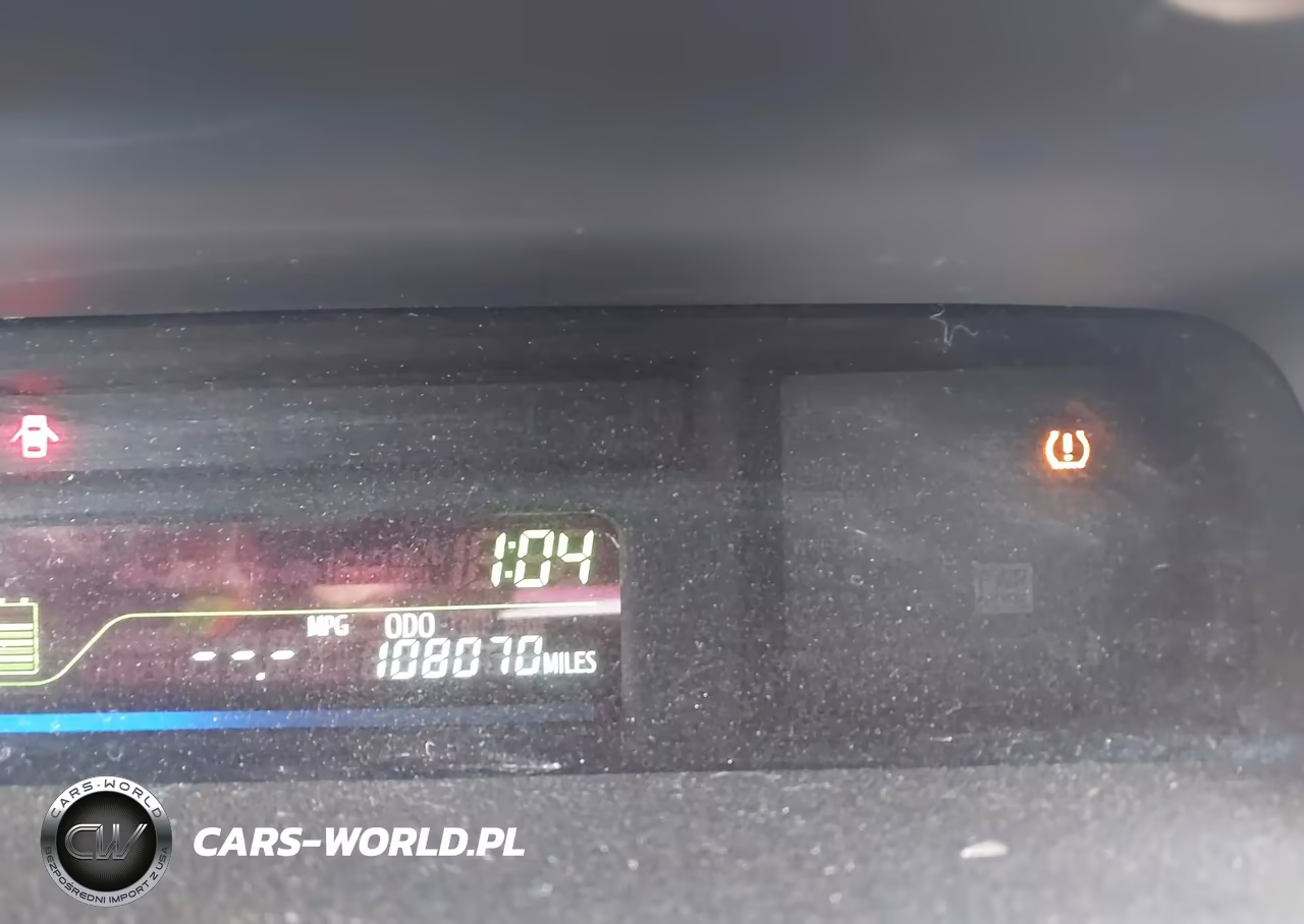 2012 Toyota Prius V Three VIN:JTDZN3EU5C3174607 - 16