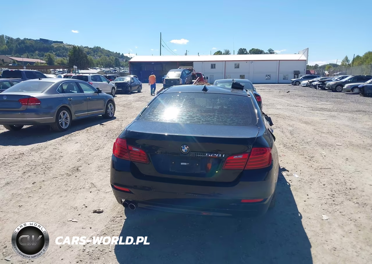 2015 BMW 528I VIN:WBA5A5C52FD521632 - 16