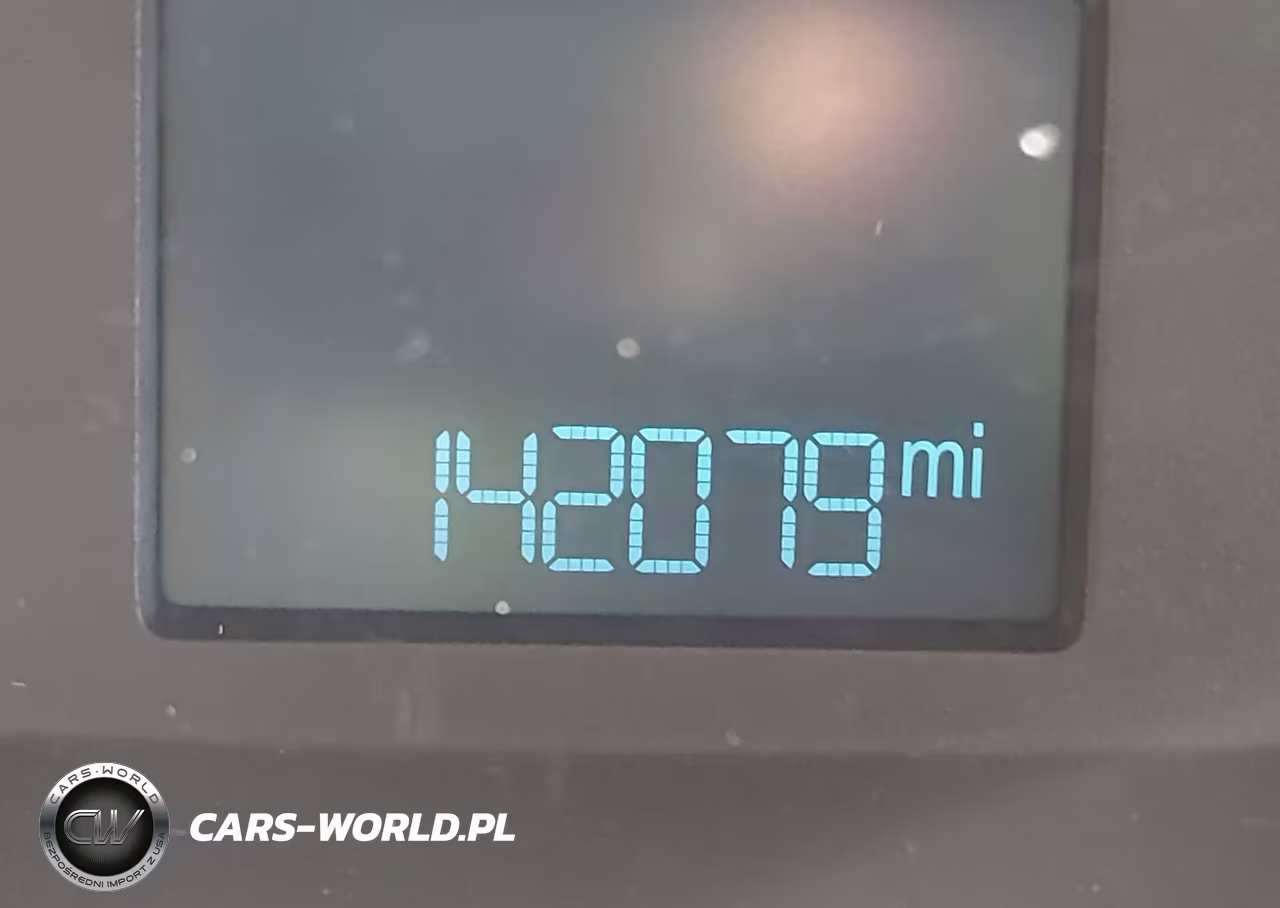 2016 Ford Transit-150 VIN:1FTYE1ZGXGKA75149 - 15