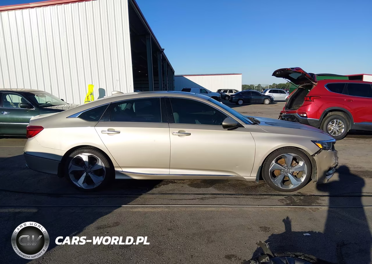 2018 Honda Accord Touring VIN:1HGCV1F98JA188595 - 13