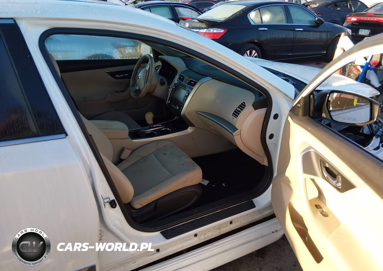 2015 Nissan Altima 2.5 Sv VIN:1N4AL3AP0FC200009 - 5