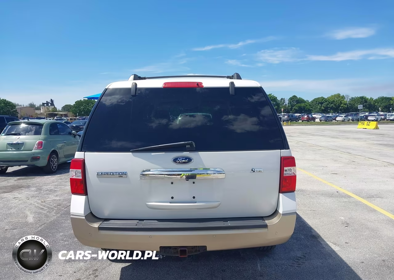 2012 Ford Expedition Xlt VIN:1FMJU1H5XCEF24323 - 16