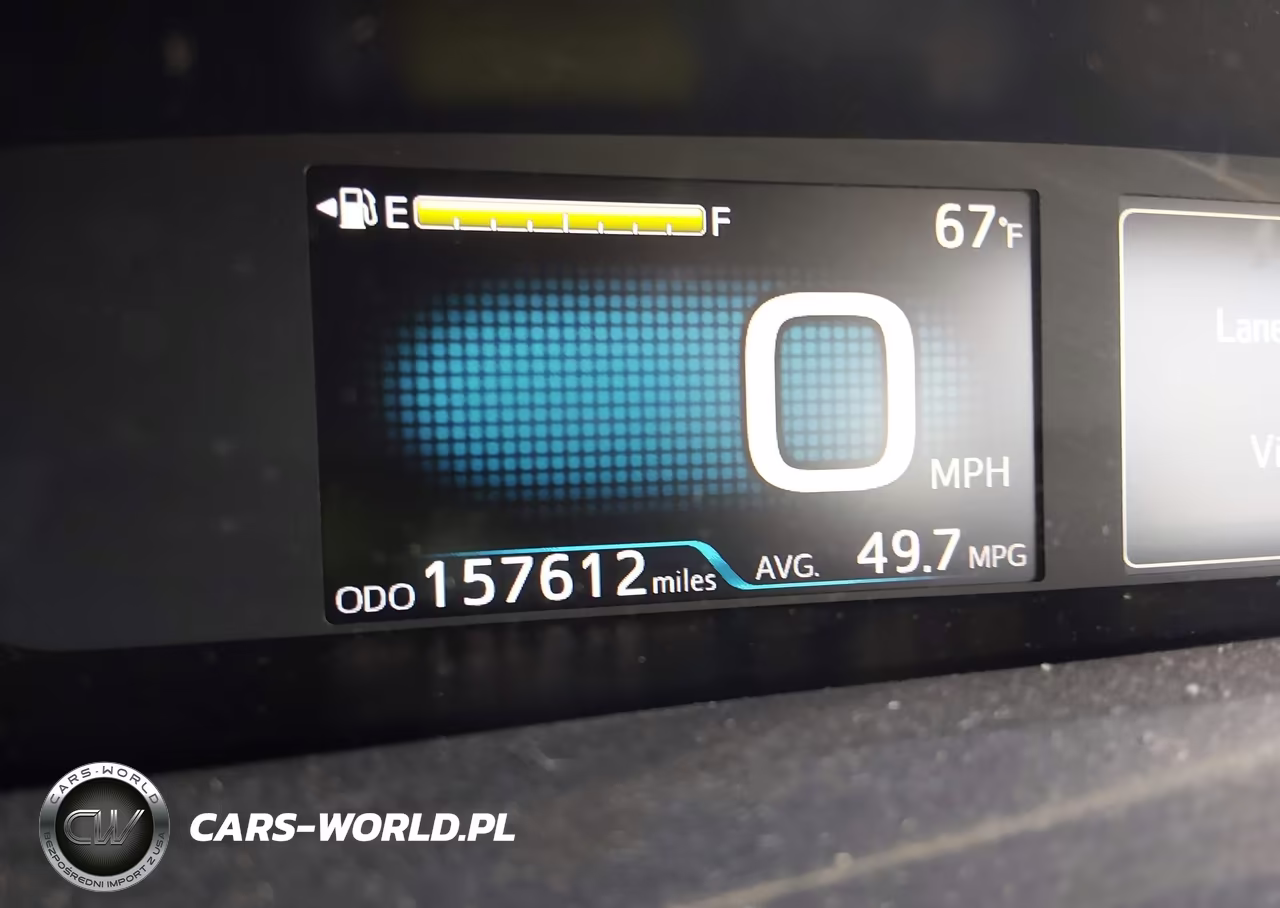 2018 Toyota Prius Two VIN:JTDKBRFU8J3076129 - 16