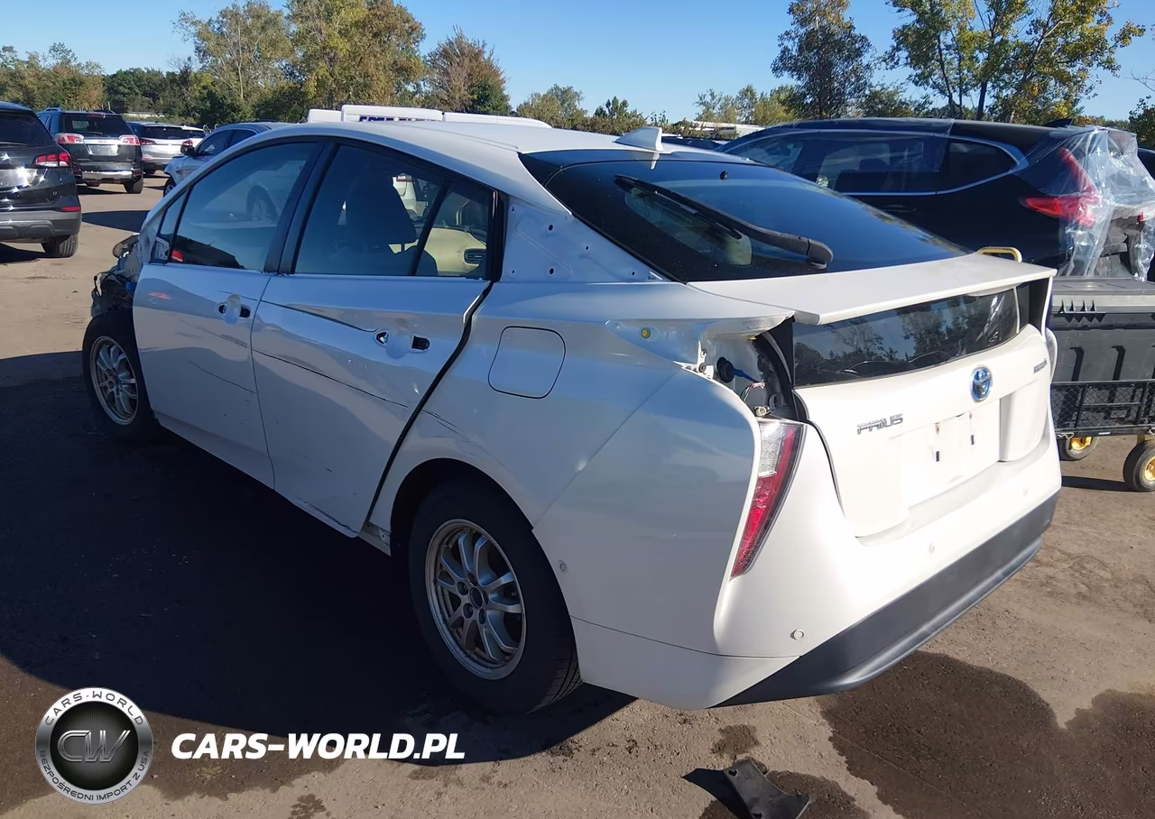 2018 Toyota Prius Two VIN:JTDKBRFU8J3076129 - 3