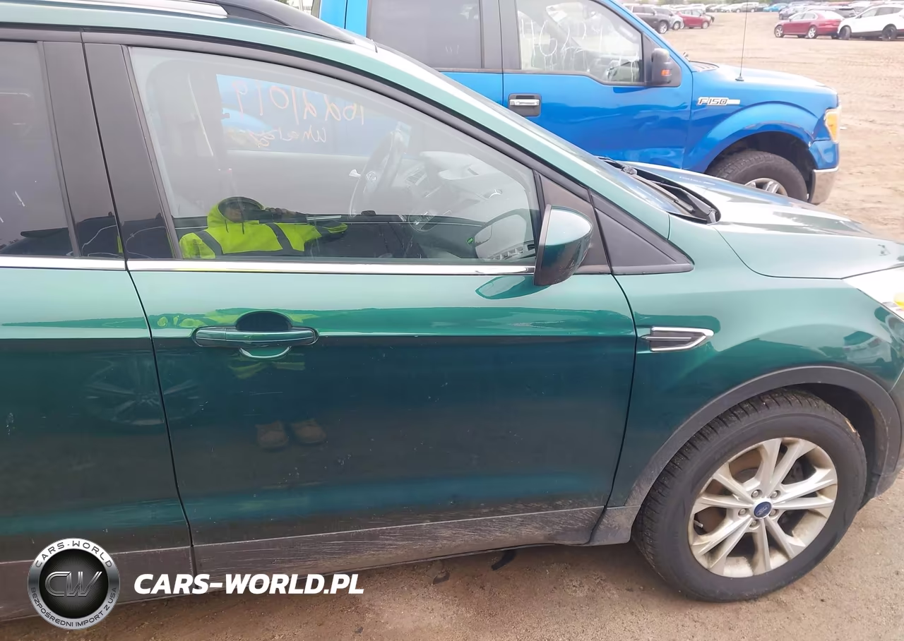 2018 Ford Escape Se VIN:1FMCU9GD1JUD21453 - 13