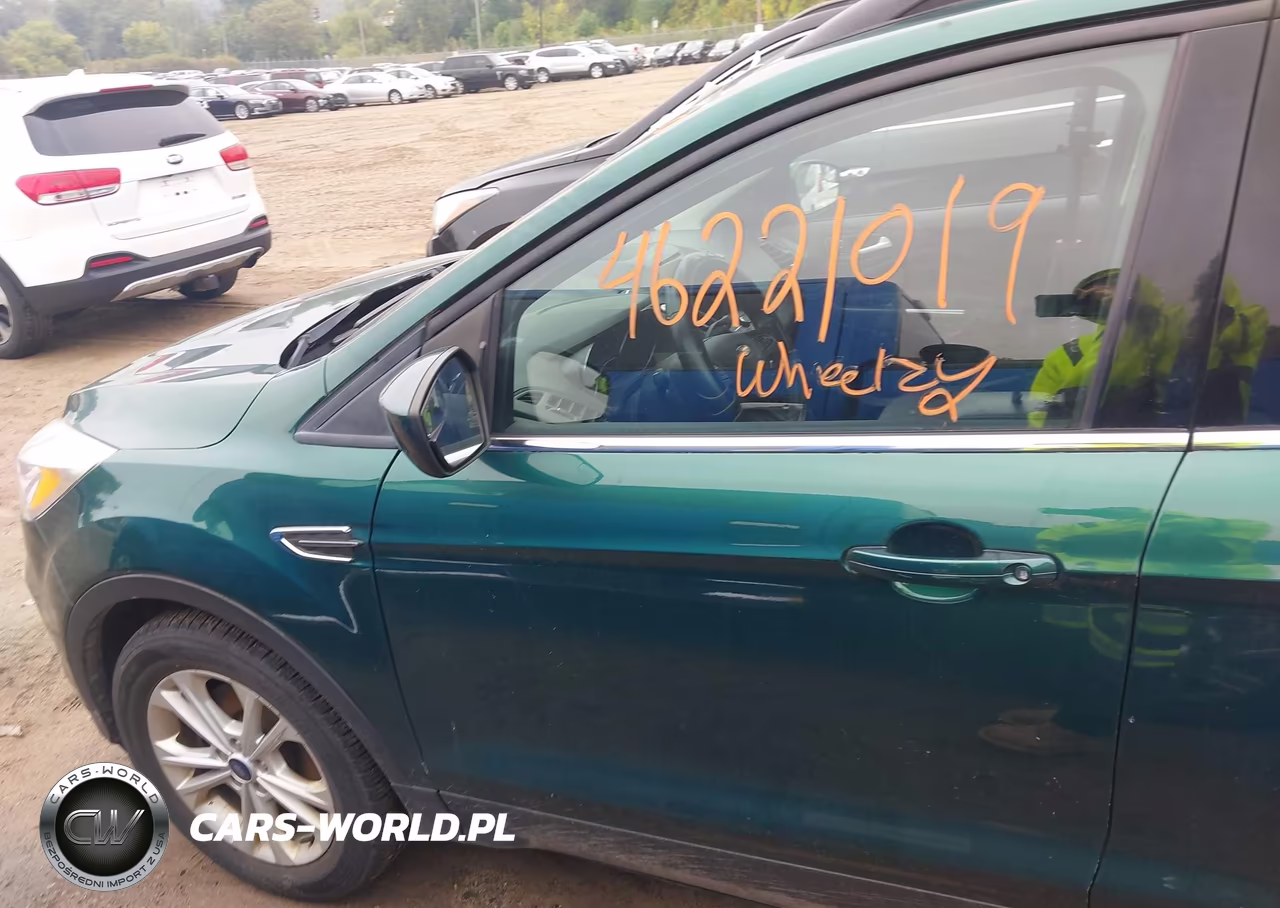 2018 Ford Escape Se VIN:1FMCU9GD1JUD21453 - 14