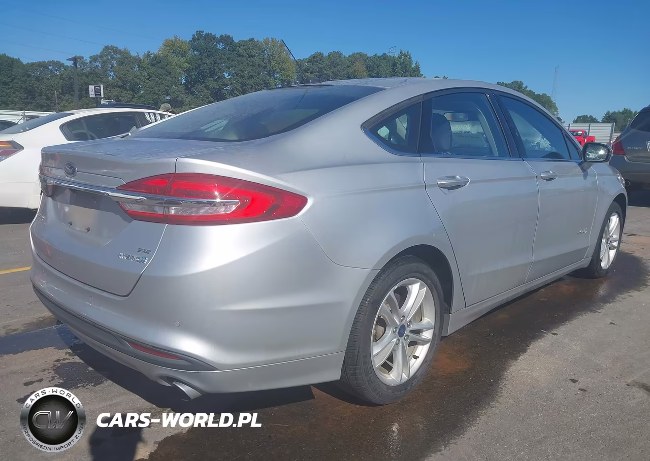 2018 Ford Fusion Hybrid Se VIN:3FA6P0LU5JR250068 - 4