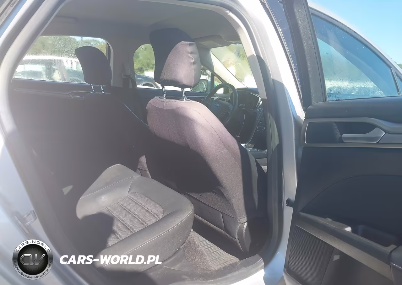 2018 Ford Fusion Hybrid Se VIN:3FA6P0LU5JR250068 - 8