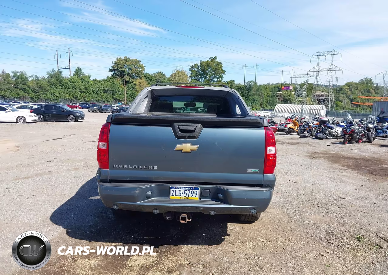 2011 Chevrolet Avalanche 1500 Lt1 VIN:3GNTKFE31BG340826 - 17