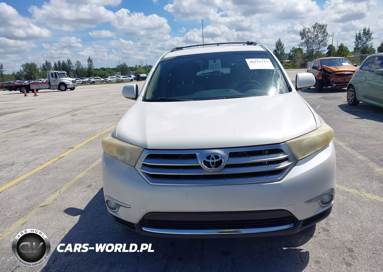 2013 Toyota Highlander Base Plus VIN:5TDZA3EH1DS034584 - 12