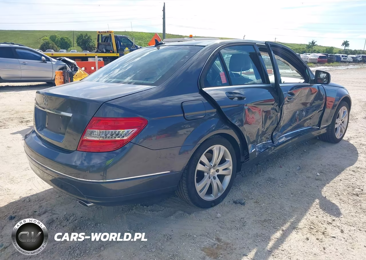 2008 Mercedes-Benz C 300 Luxury-Sport VIN:WDDGF54X78F046652 - 4