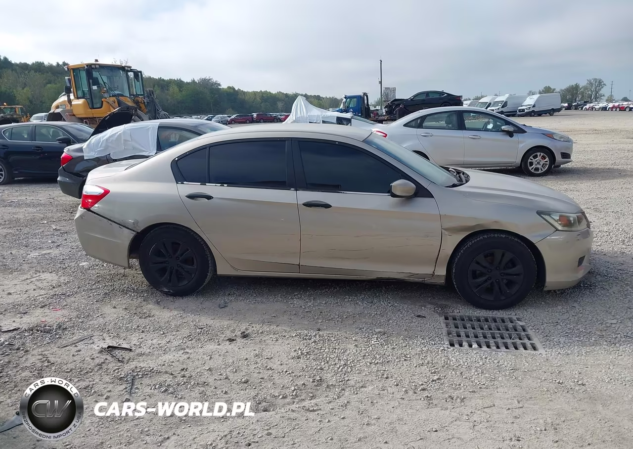2013 Honda Accord Lx VIN:1HGCR2F3XDA165376 - 13