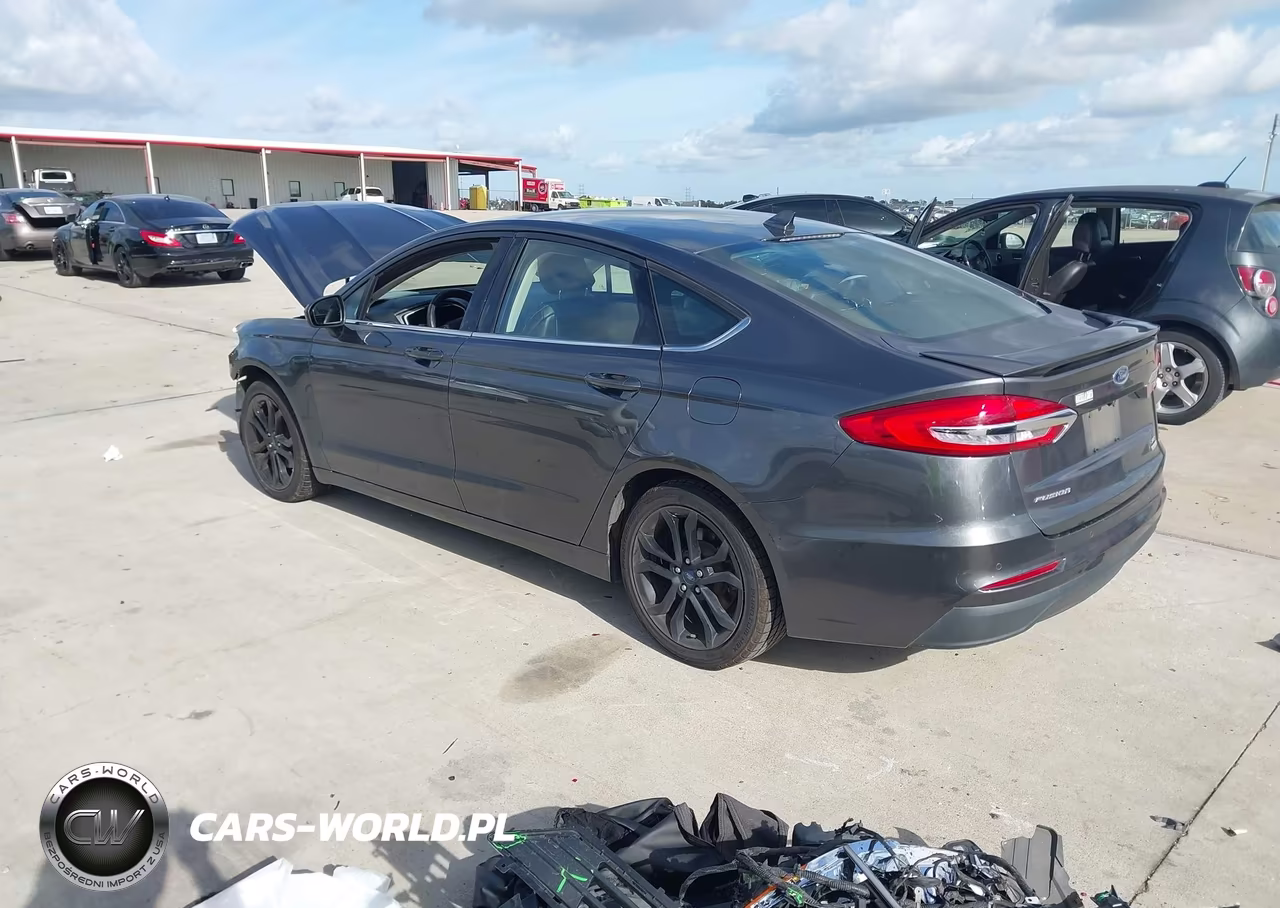 2019 Ford Fusion Se VIN:3FA6P0HD3KR132272 - 3