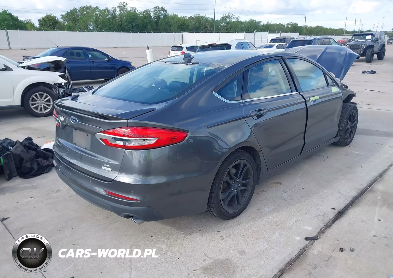 2019 Ford Fusion Se VIN:3FA6P0HD3KR132272 - 4
