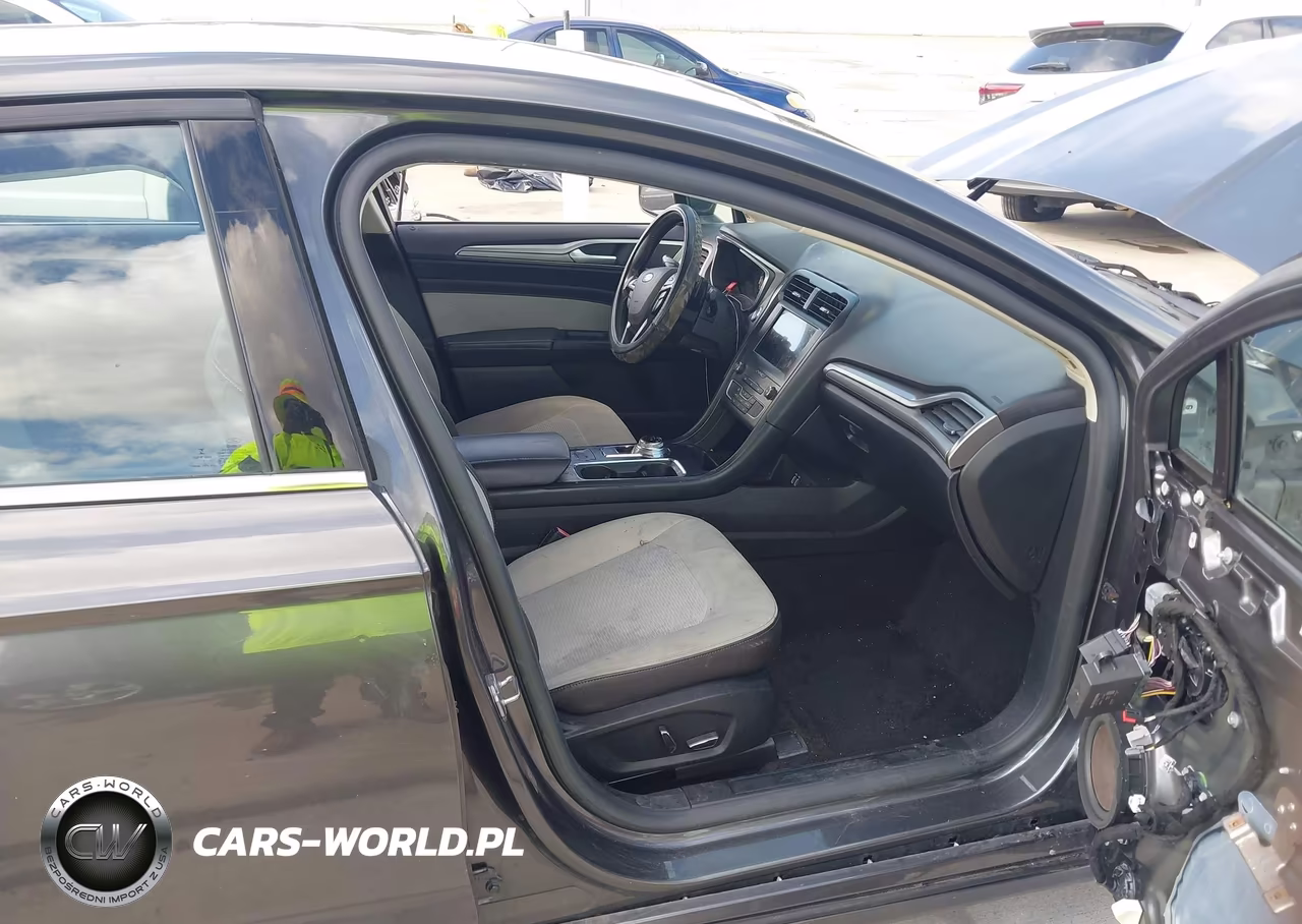 2019 Ford Fusion Se VIN:3FA6P0HD3KR132272 - 5