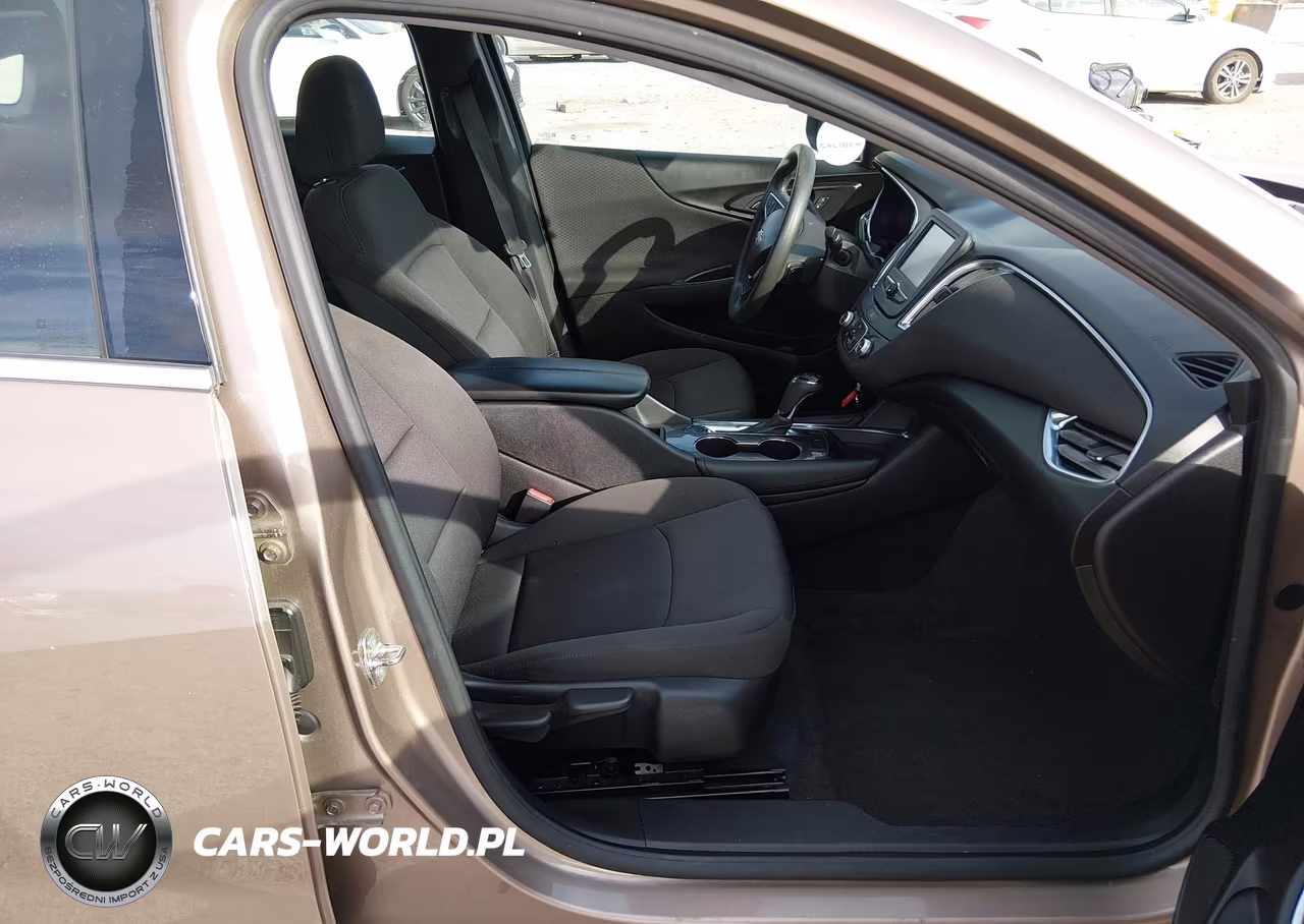 2018 Chevrolet Malibu Lt VIN:1G1ZD5ST8JF258337 - 5