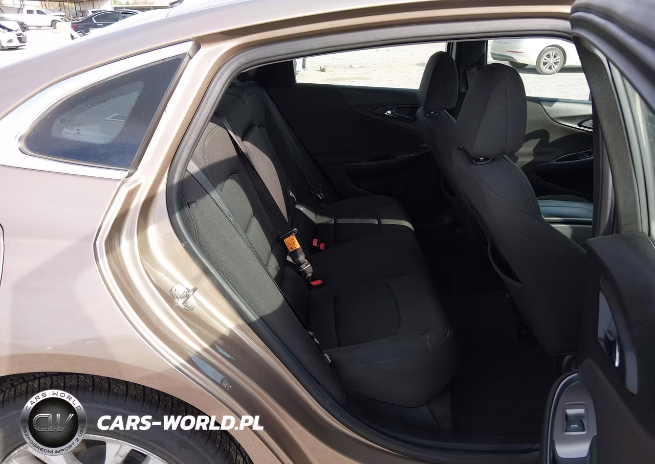 2018 Chevrolet Malibu Lt VIN:1G1ZD5ST8JF258337 - 8