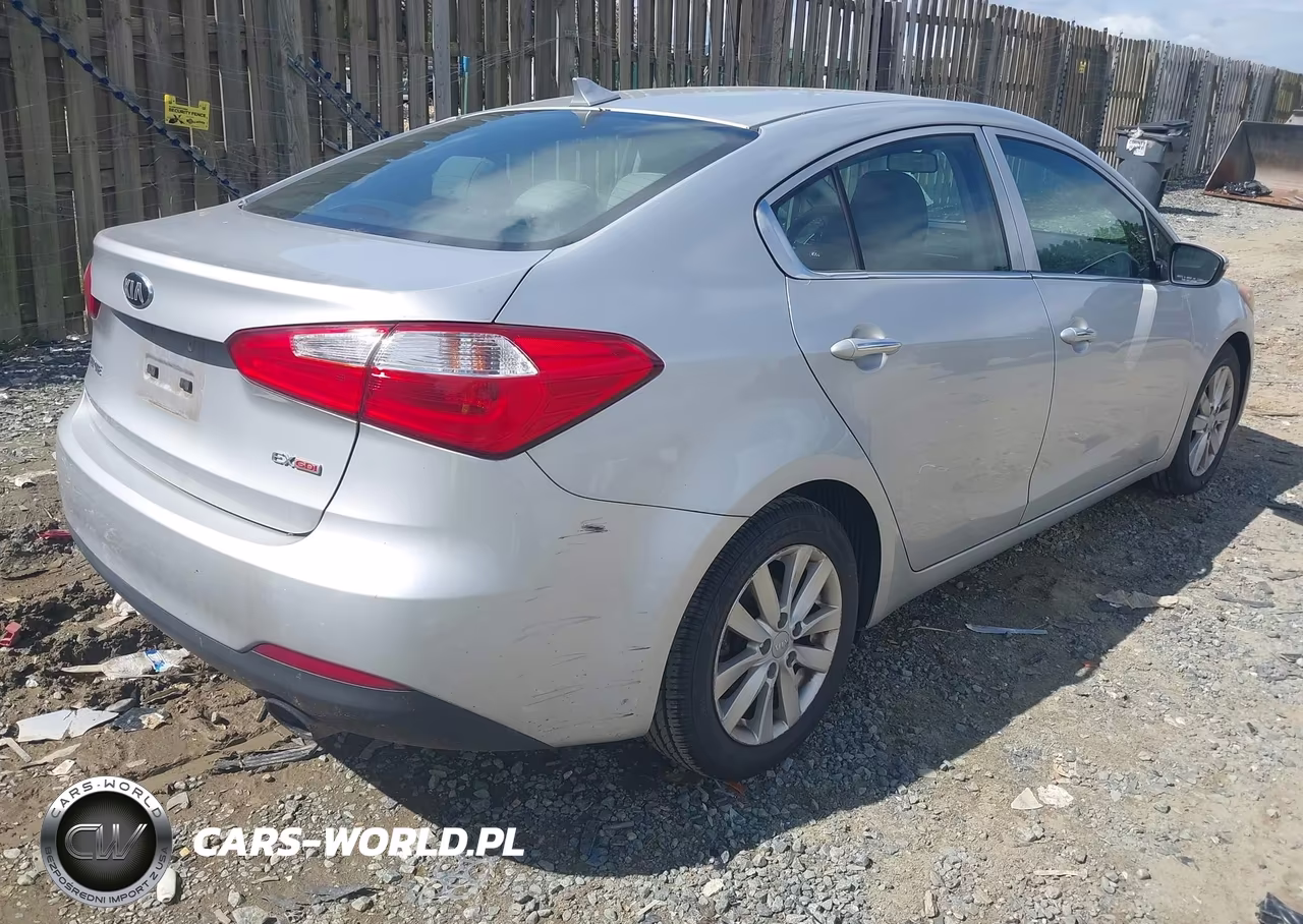 2015 Kia Forte Ex VIN:KNAFX4A82F5327882 - 4