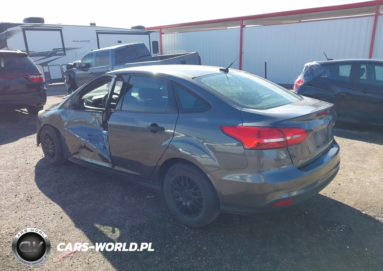 2017 Ford Focus S VIN:1FADP3E22HL295384 - 3