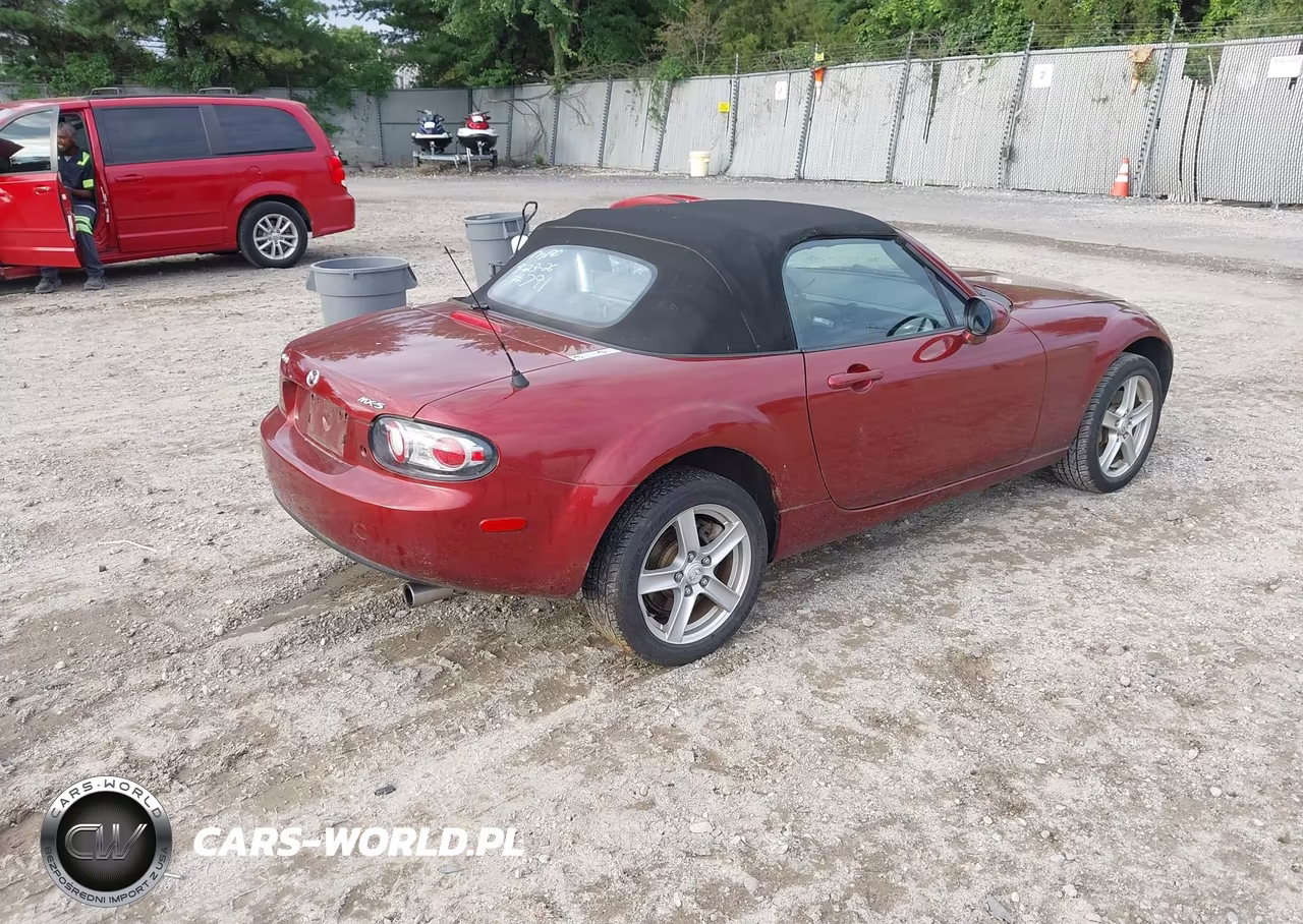 2006 Mazda Mx-5 Touring VIN:JM1NC25F760104709 - 4