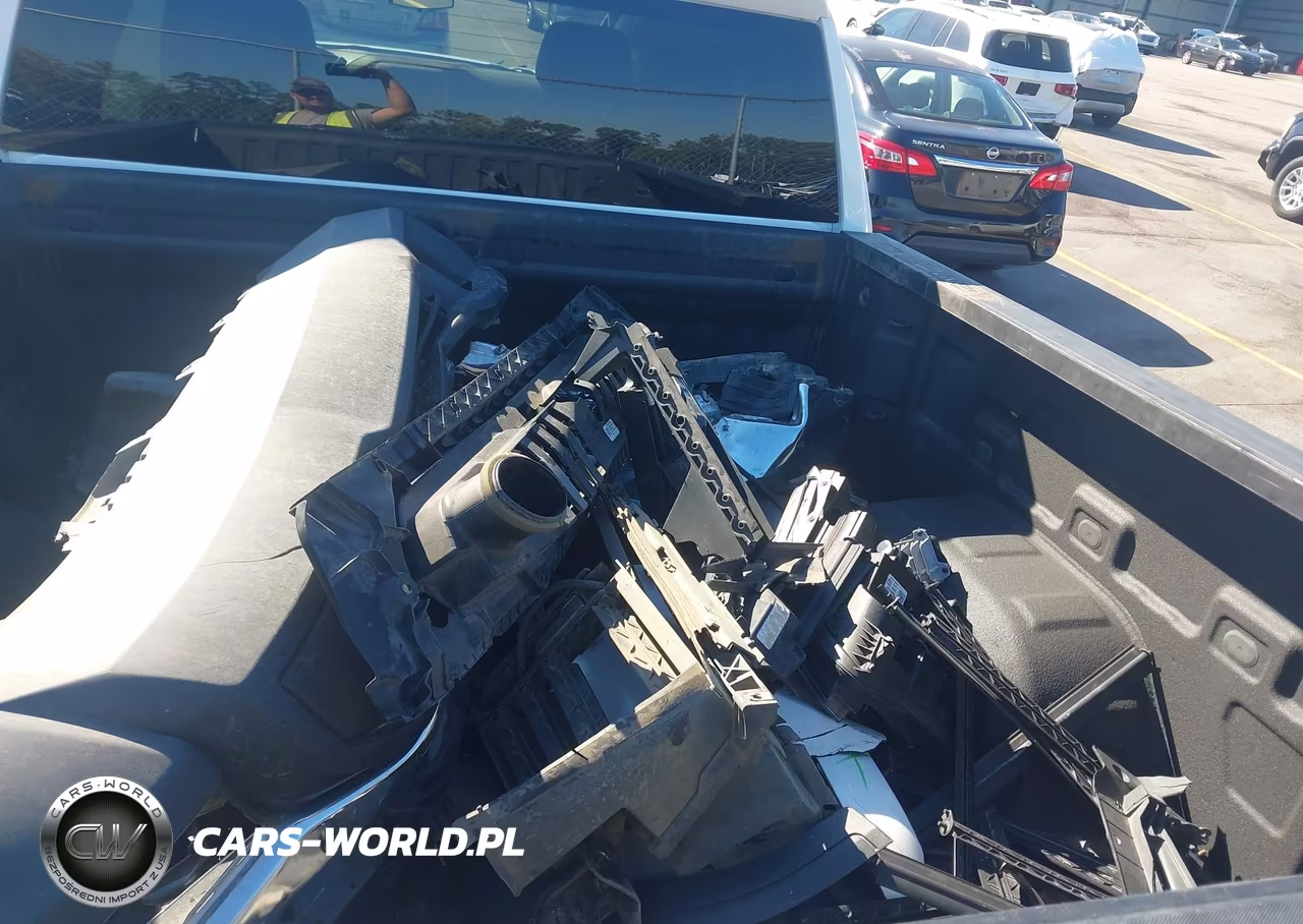 2023 GMC Sierra 1500 4Wd Short Box Pro VIN:3GTPUAEKXPG227642 - 12