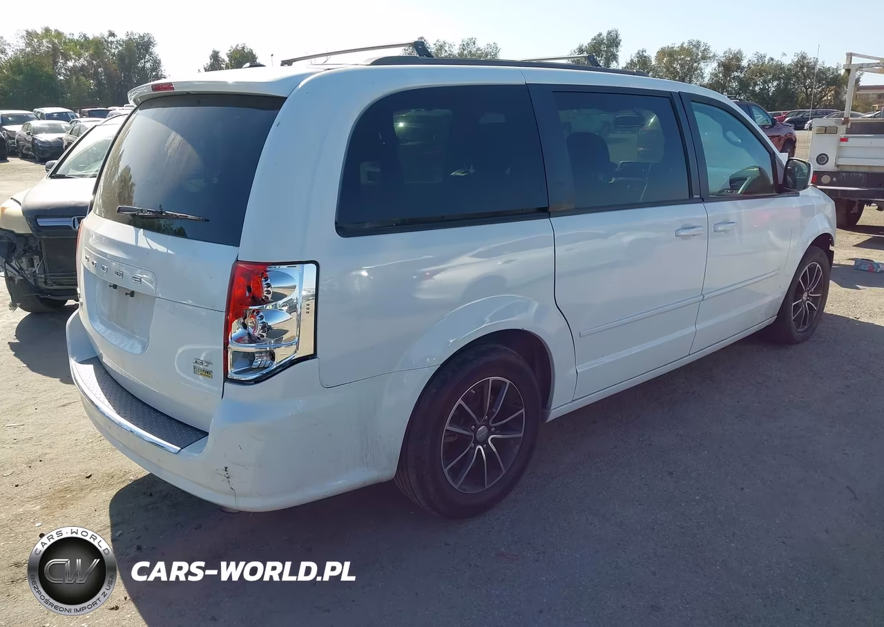 2017 Dodge Grand Caravan Gt VIN:2C4RDGEGXHR694157 - 4