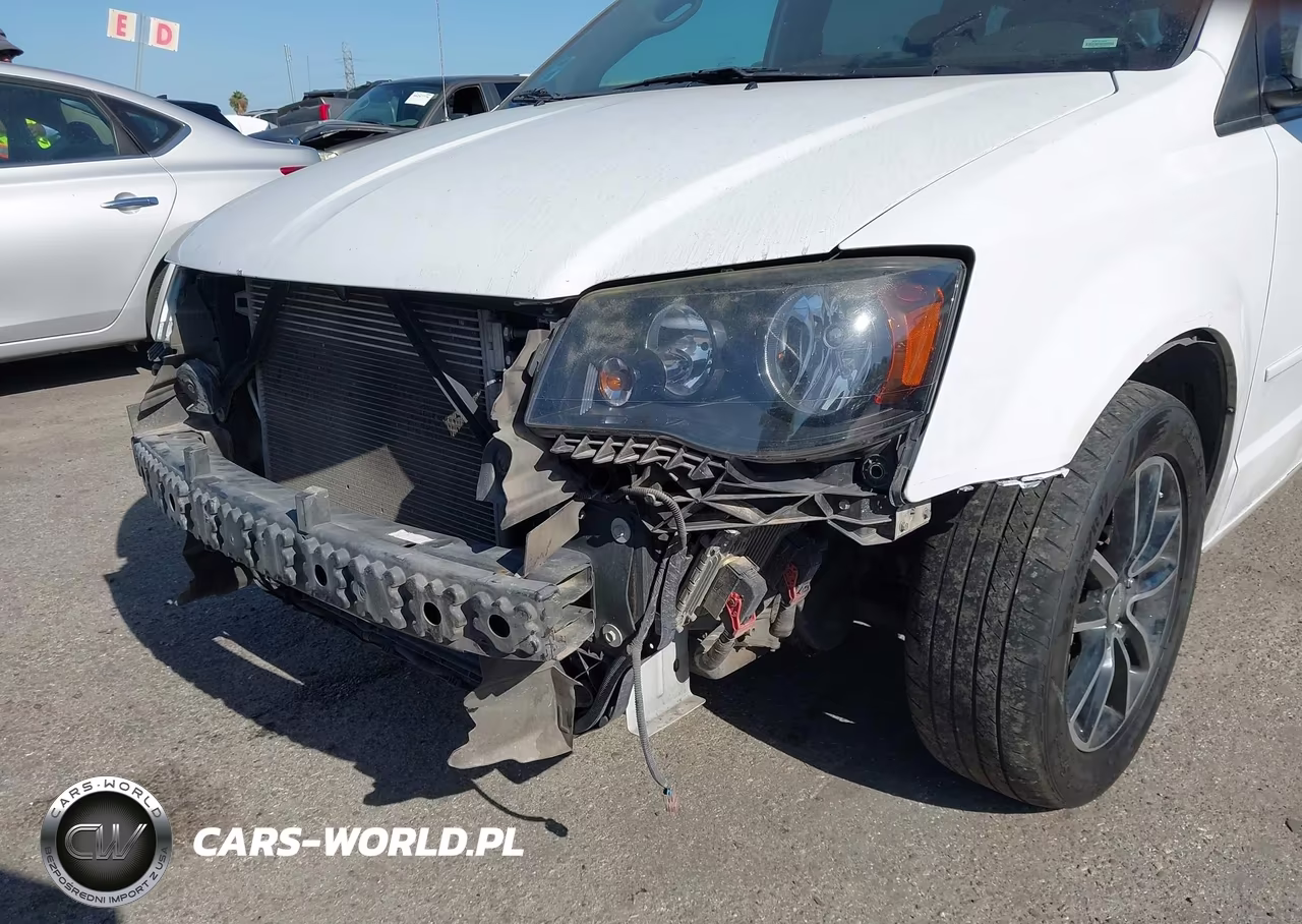 2017 Dodge Grand Caravan Gt VIN:2C4RDGEGXHR694157 - 6