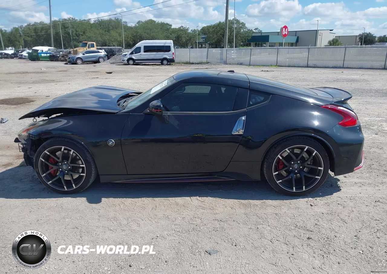 2018 Nissan 370Z Nismo Tech VIN:JN1AZ4EH0JM571839 - 15
