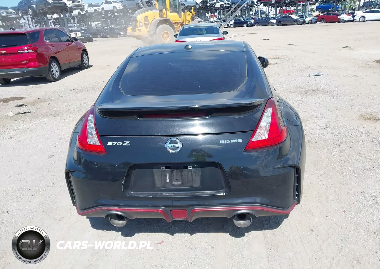 2018 Nissan 370Z Nismo Tech VIN:JN1AZ4EH0JM571839 - 17