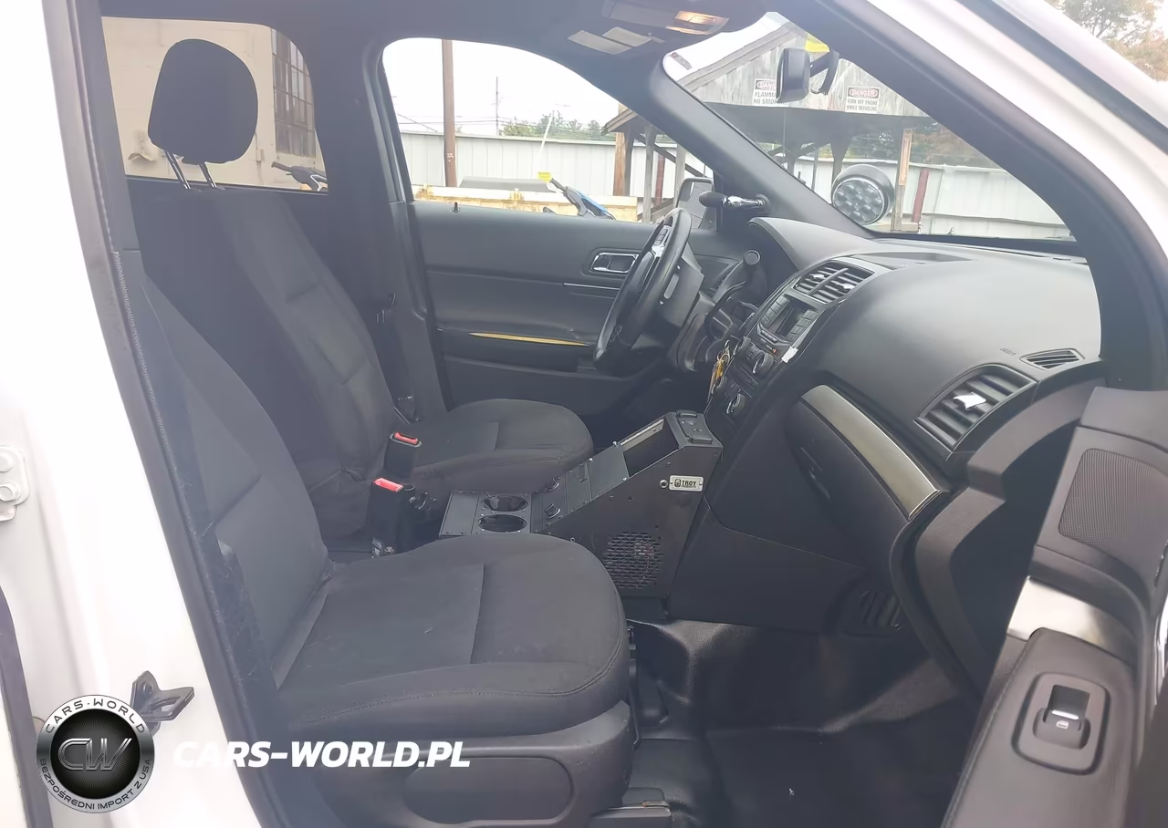 2017 Ford Utility Police Interceptor VIN:1FM5K8AR7HGE25791 - 5