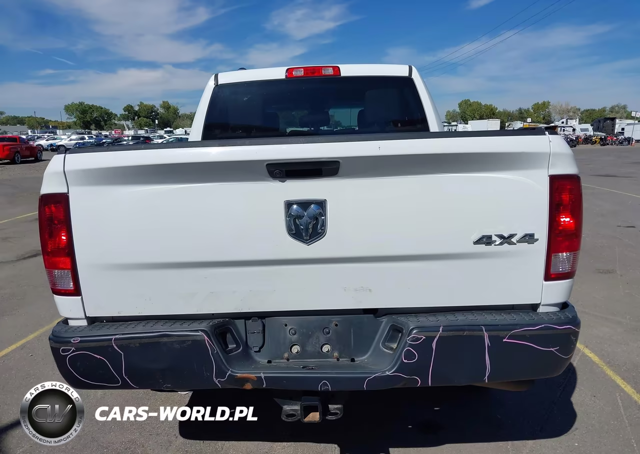 2019 Ram 1500 Classic Tradesman 4X4 5'7 Box VIN:1C6RR7KT2KS677420 - 16